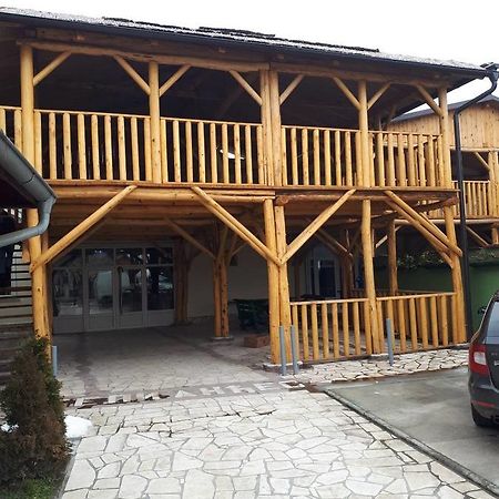סרמסקה מיטרוביקה B&B Beli Andjeo מראה חיצוני תמונה